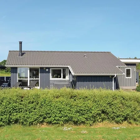 Stunning Home In Rudkobing With Sauna * Spodsbjerg